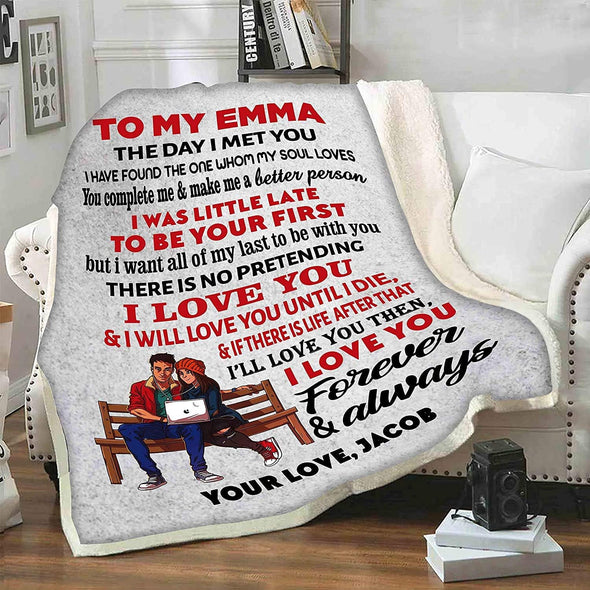 "Personalized Fleece Couple's Blanket: Perfect Gift with Partner Names - Ideal for Anniversaries, Valentine's Day, Birthdays - Ultra-Soft and Snug Throw